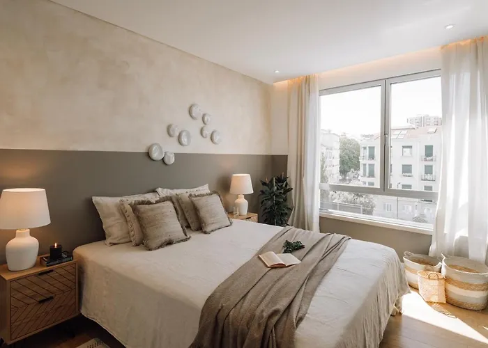 Ducenta - 1 Bedroom And Parking In Alvalade *