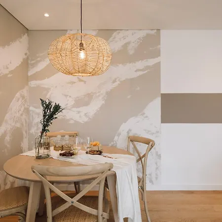 Ducenta - 1 Bedroom And Parking In Alvalade *